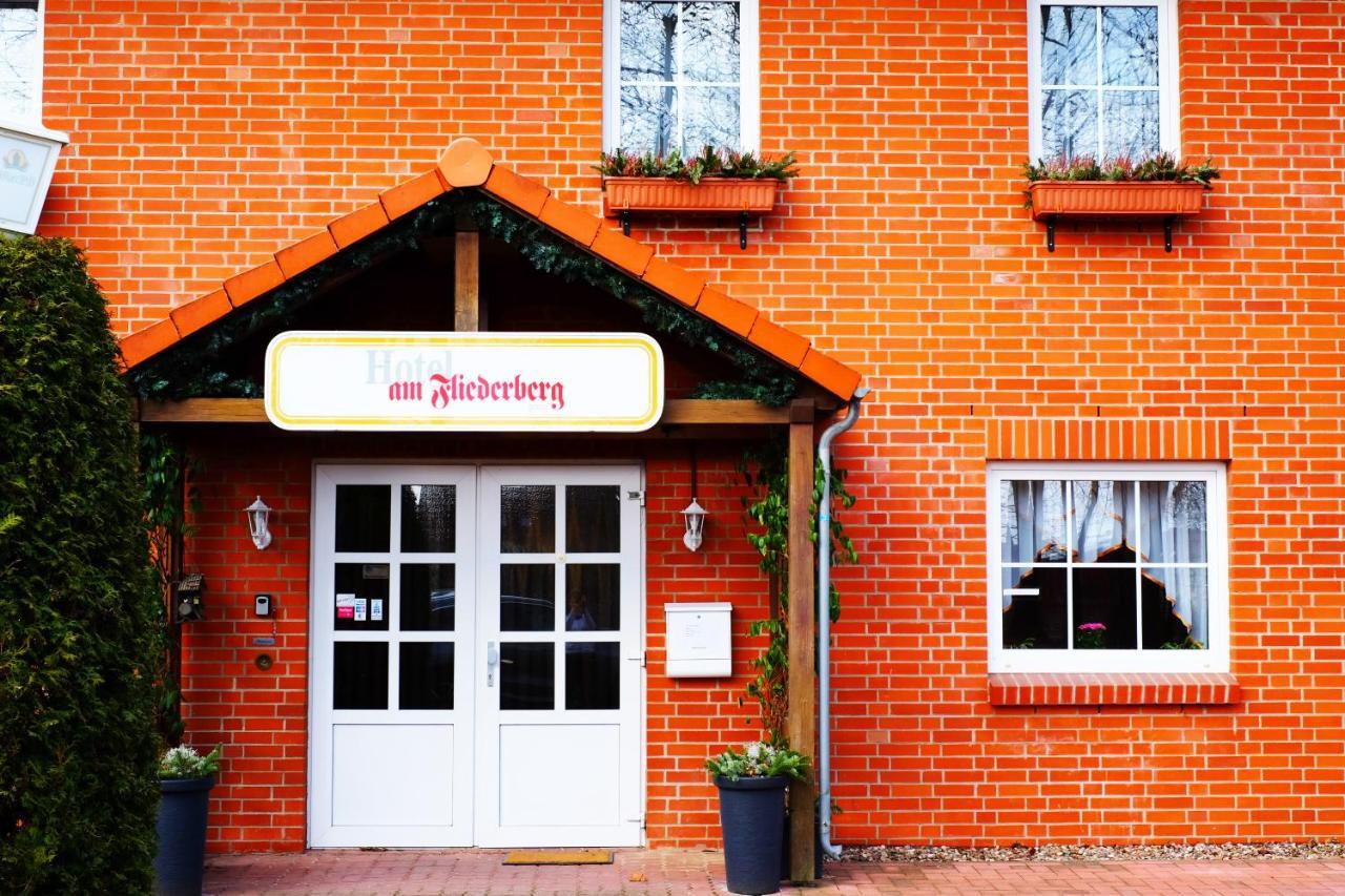 Garni Am Fliederberg Hotel Schwerin  Exterior foto